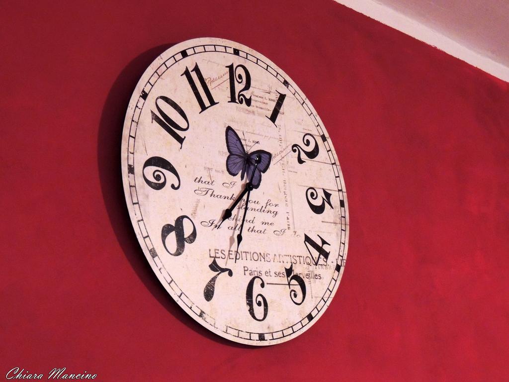 La Casa Del Colonnello Hotel แวร์เชลลี ภายนอก รูปภาพ